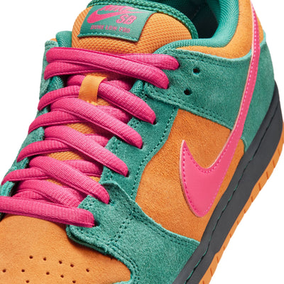 Nike SB Dunk Low Pro Shoes - Green Noise/Watermelon