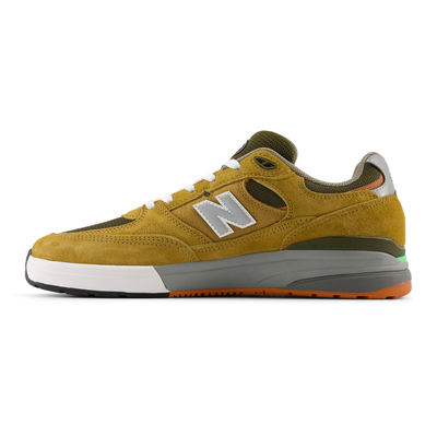 New Balance Numeric 933 Andrew Reynolds skate shoes