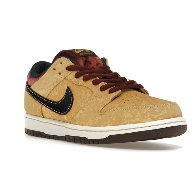 Nike Dunk Low SB City Of Cinema