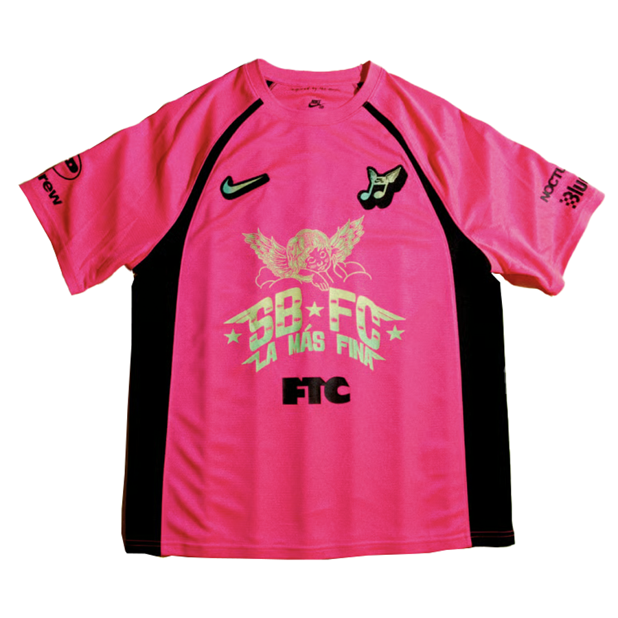 NIKE サッカーシャツ ピンク Nike SB World Cup Shortsleeve Jersey - Hyper Pink | 35th North